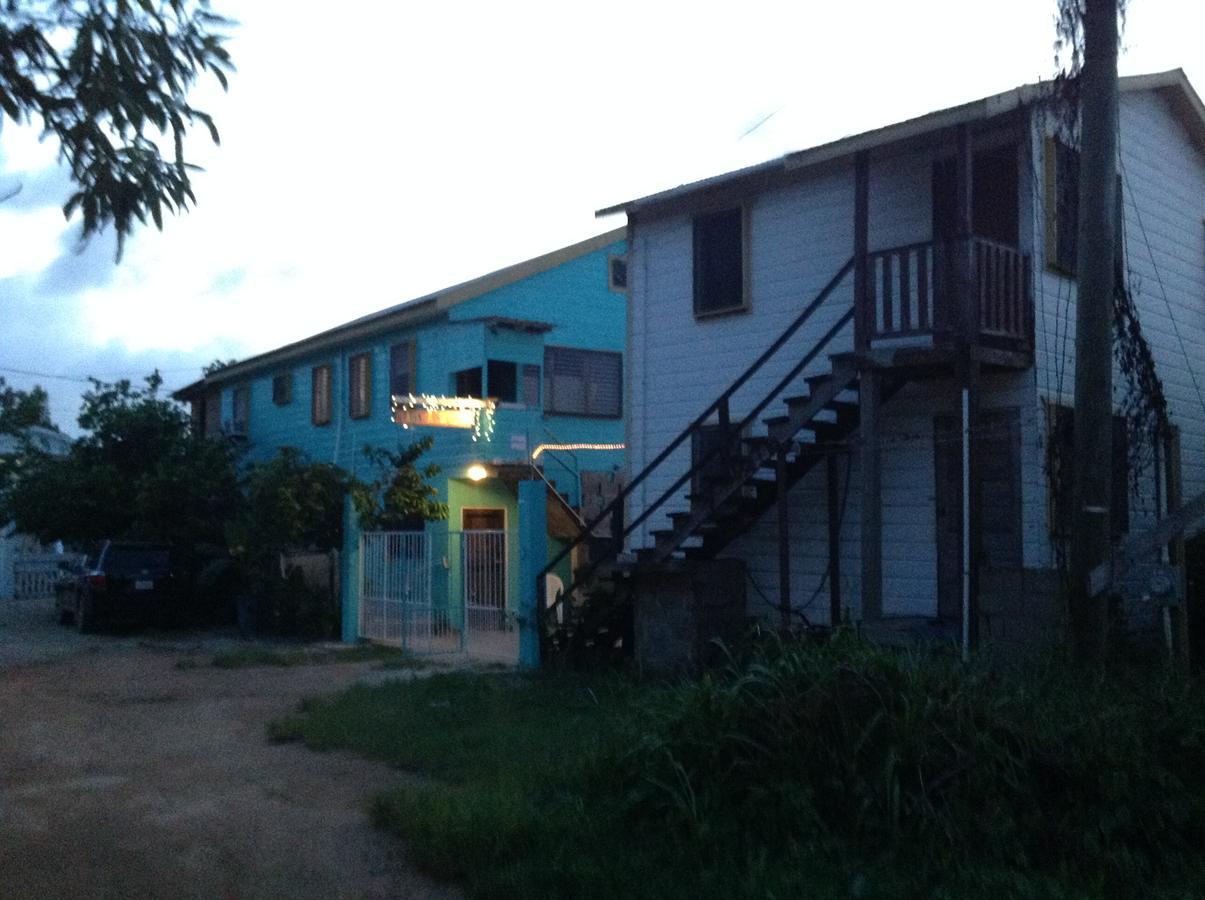Placencia Hostel Εξωτερικό φωτογραφία