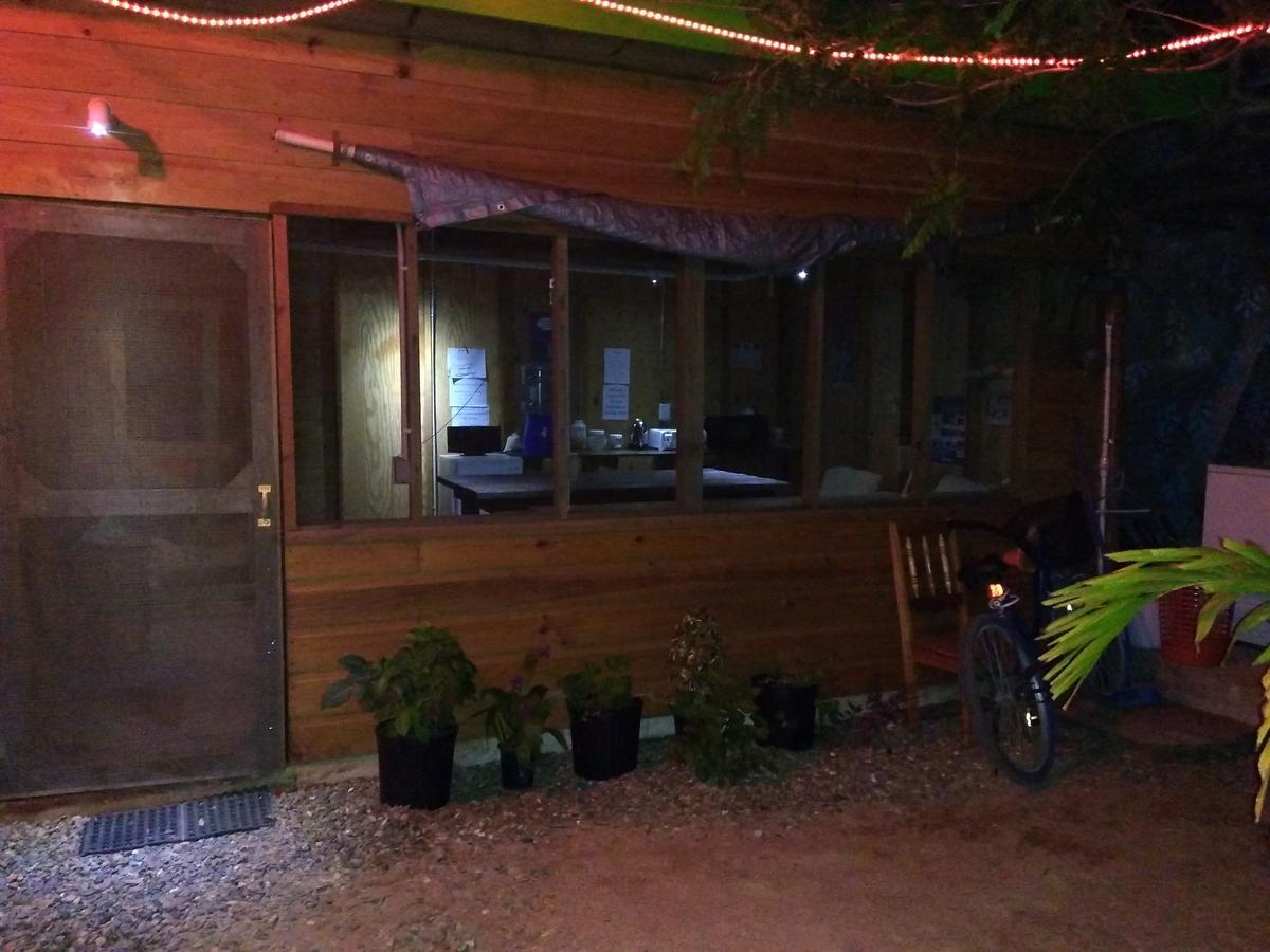 Placencia Hostel Εξωτερικό φωτογραφία